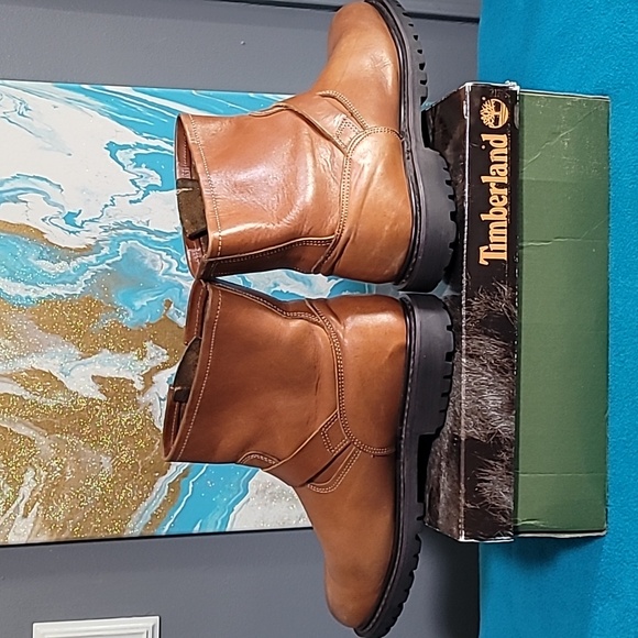 Timberland Boots - Picture 9 of 12